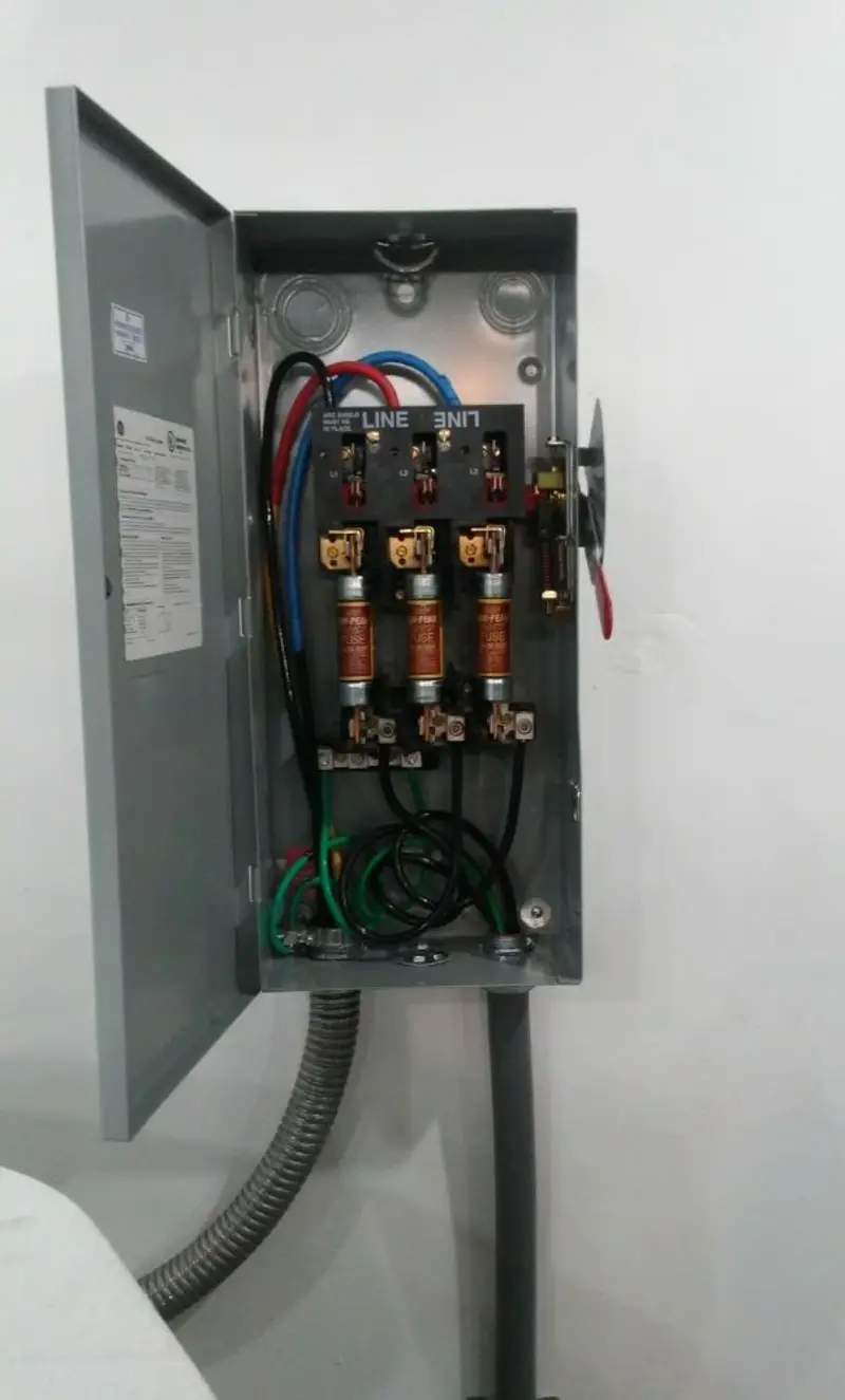 Three-phase disconnect switch installed for Electrical Wiring & Rewiring in Millstadt